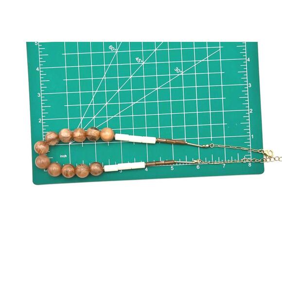 Vintage Apricot Bead Necklace, Mixed Material, Cream Accents, 70s Retro Charmer - Picture 8 of 8